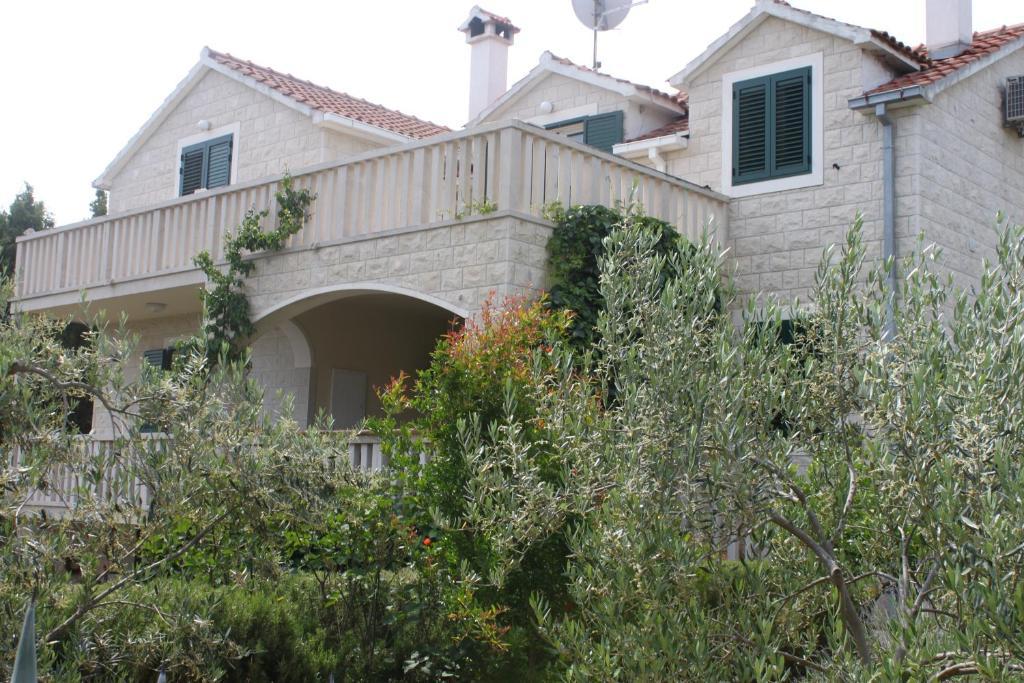 Oasis Apartments Sutivan Bagian luar foto